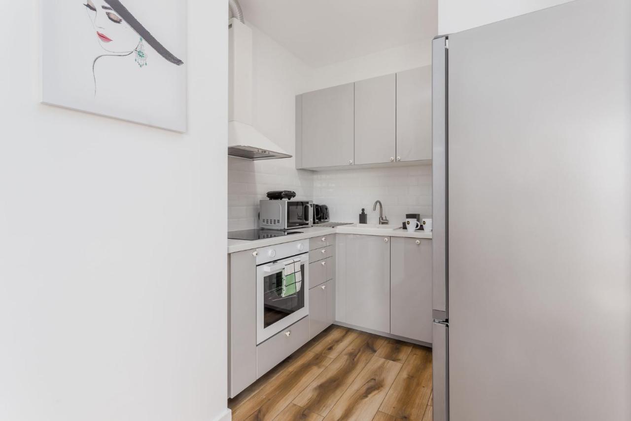 Enjoy! Mokotow Konstruktorska Apartmán